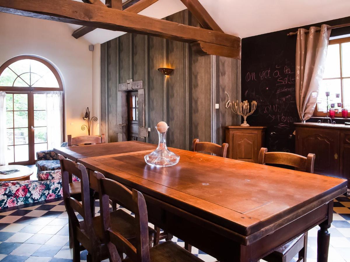 Nice Holiday Home In Nature With Sauna, Hot Tub En Swimming Pool Verviers Bilik gambar