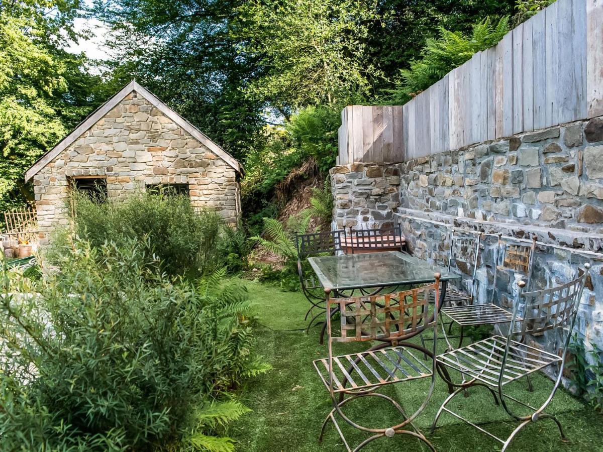 Nice Holiday Home In Nature With Sauna, Hot Tub En Swimming Pool Verviers Bilik gambar